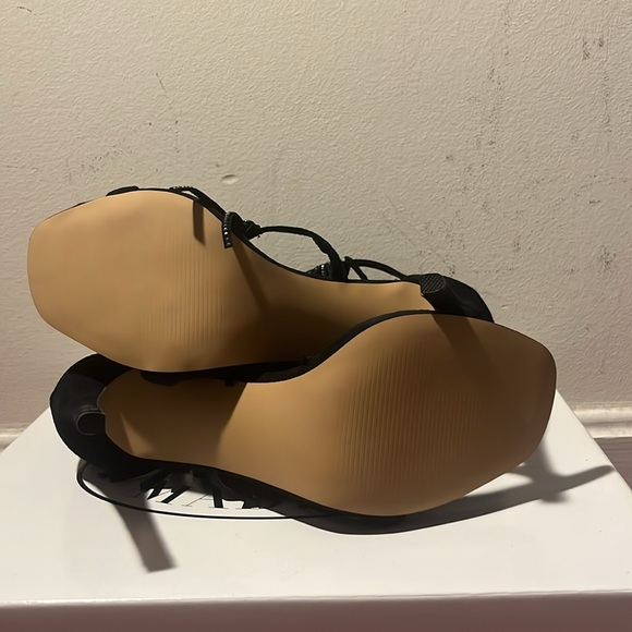 Steve Madden Fringly Black Suede Fringe Strappy Size 8.5 Never worn. - Picture 7 of 7